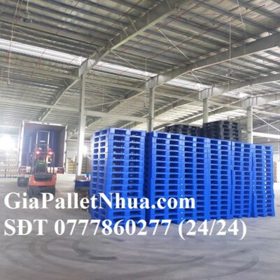 pallet nhựa xanh